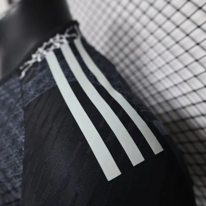 24/25 Player Version Real Madrid Special Black Soccer Jersey - Image 6